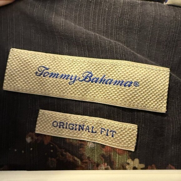 TOMMY BAHAMA Men’s Silk Star Valley Short Sleeve Button-Up Camp Shirt Sz Large - Picture 3 of 12